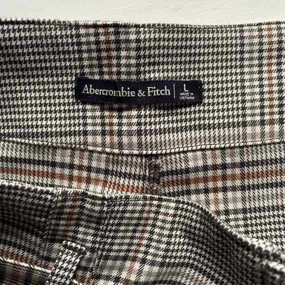 A&F business casual shorts - Picture 3 of 3